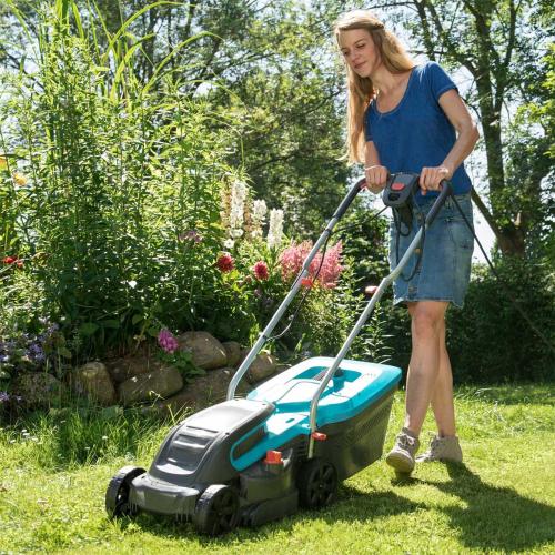 Máy cắt cỏ chạy điện 1200W Gardena 05032-20
