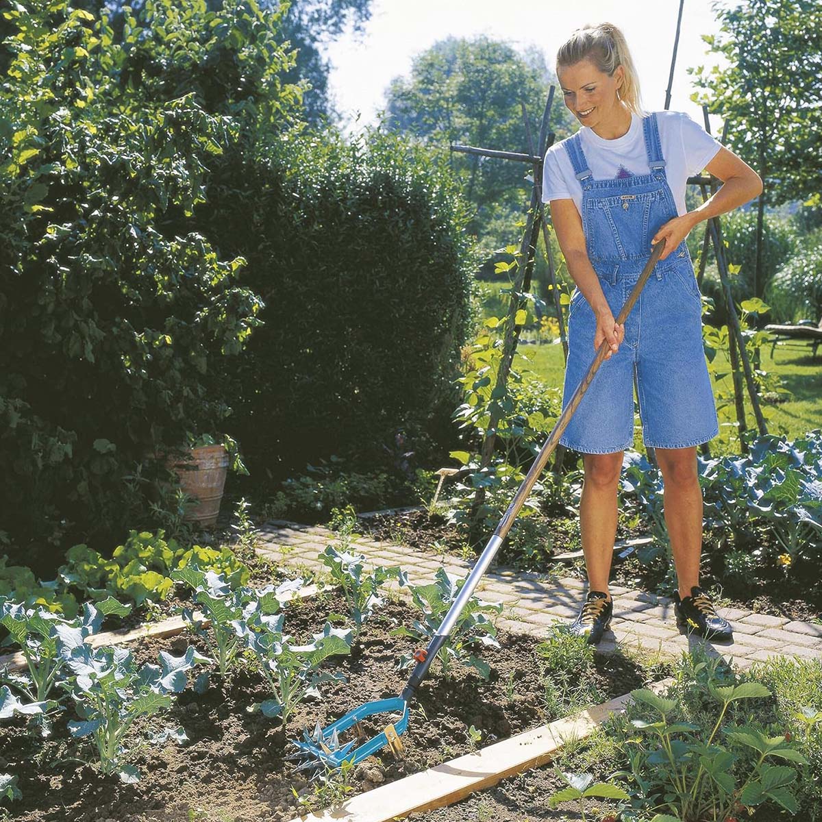 Đầu xới và làm tơi đất Gardena 03195-20