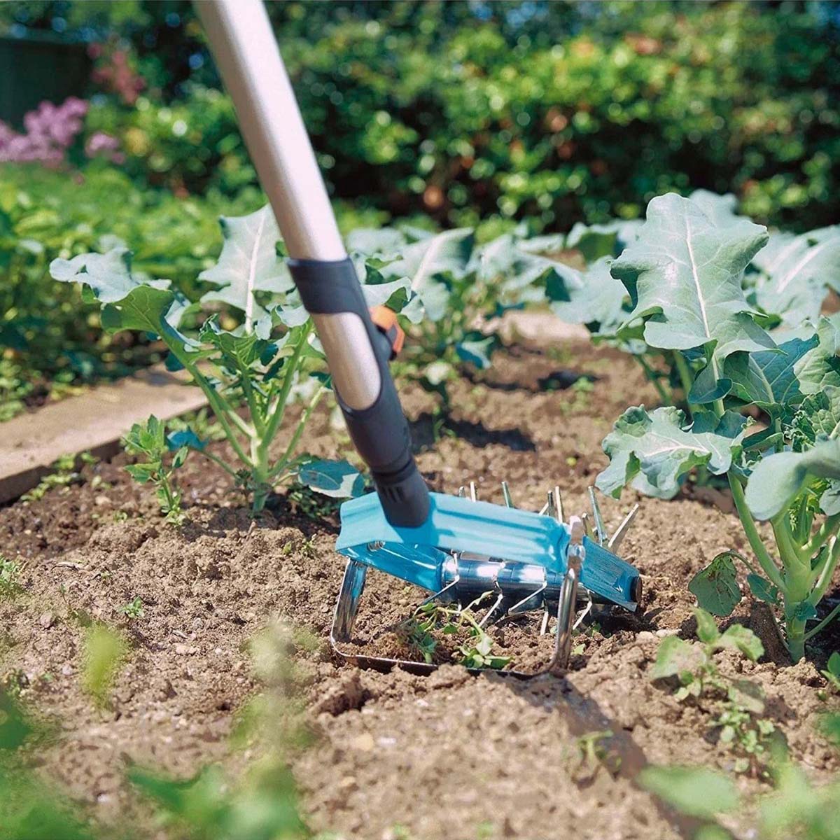 Đầu xới và làm tơi đất Gardena 03195-20