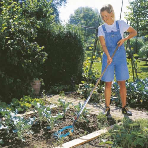 Đầu xới và làm tơi đất Gardena 03195-20