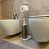 Kệ Treo Giấy Vệ Sinh Kèm Cọ Toilet Joseph Joseph 70519 EasyStore Plus - Giải Pháp 4 Trong 1 Tối Ưu Không Gian