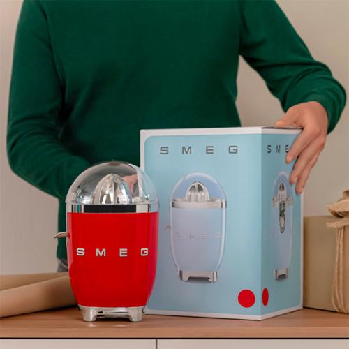 Máy Vắt Cam SMEG CJF11RDEU Đỏ Retro - Trải Nghiệm Tiện Ích Đẳng Cấp Châu Âu