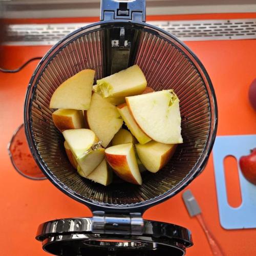 Máy Ép Chậm CASO JuiceFit Pro – Chuẩn Mực Mới Về Hiệu Suất Chiết Xuất Lạnh
