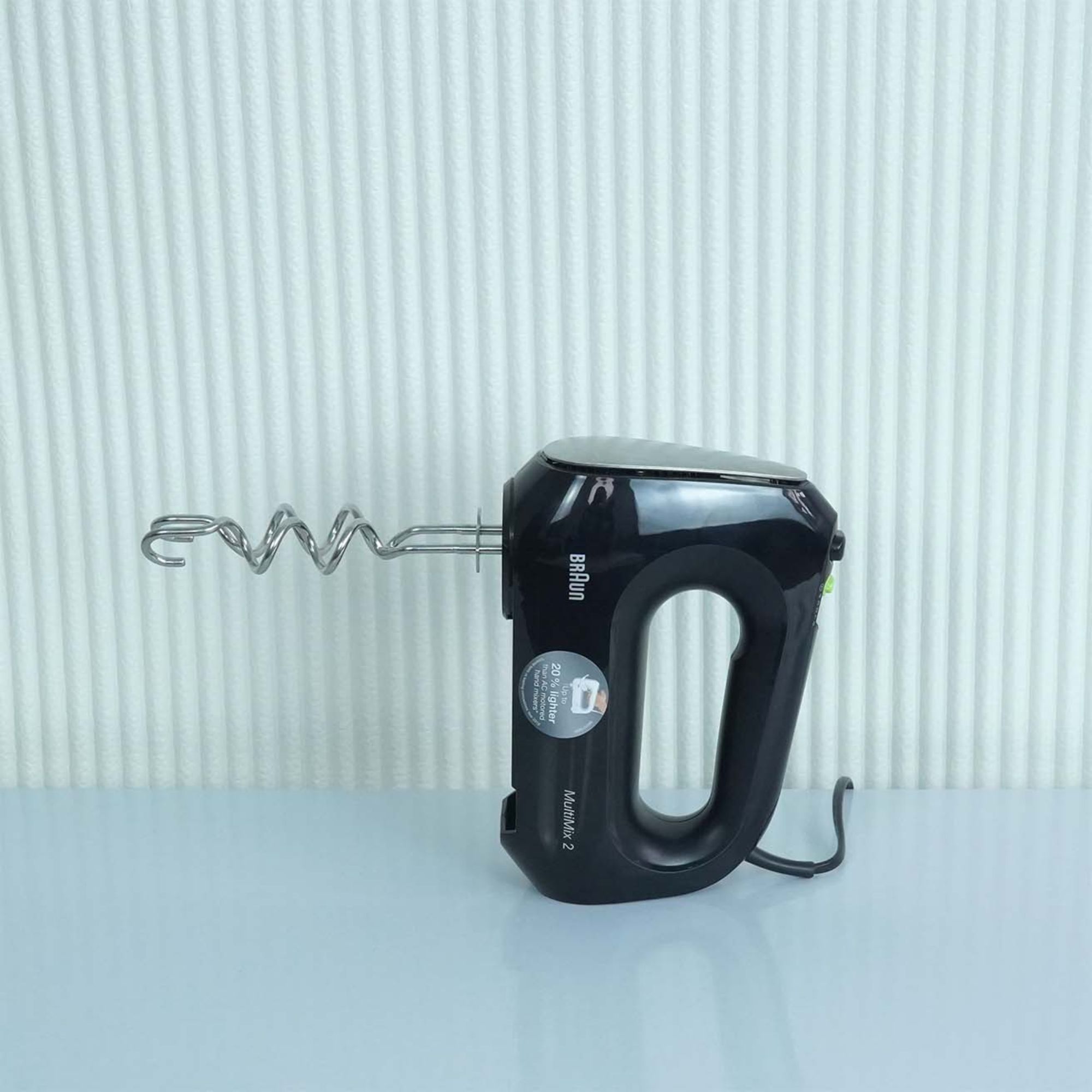 Máy Trộn Cầm Tay Braun HM2110BK - Khơi Nguồn Cảm Hứng Nghệ Thuật Làm Bánh