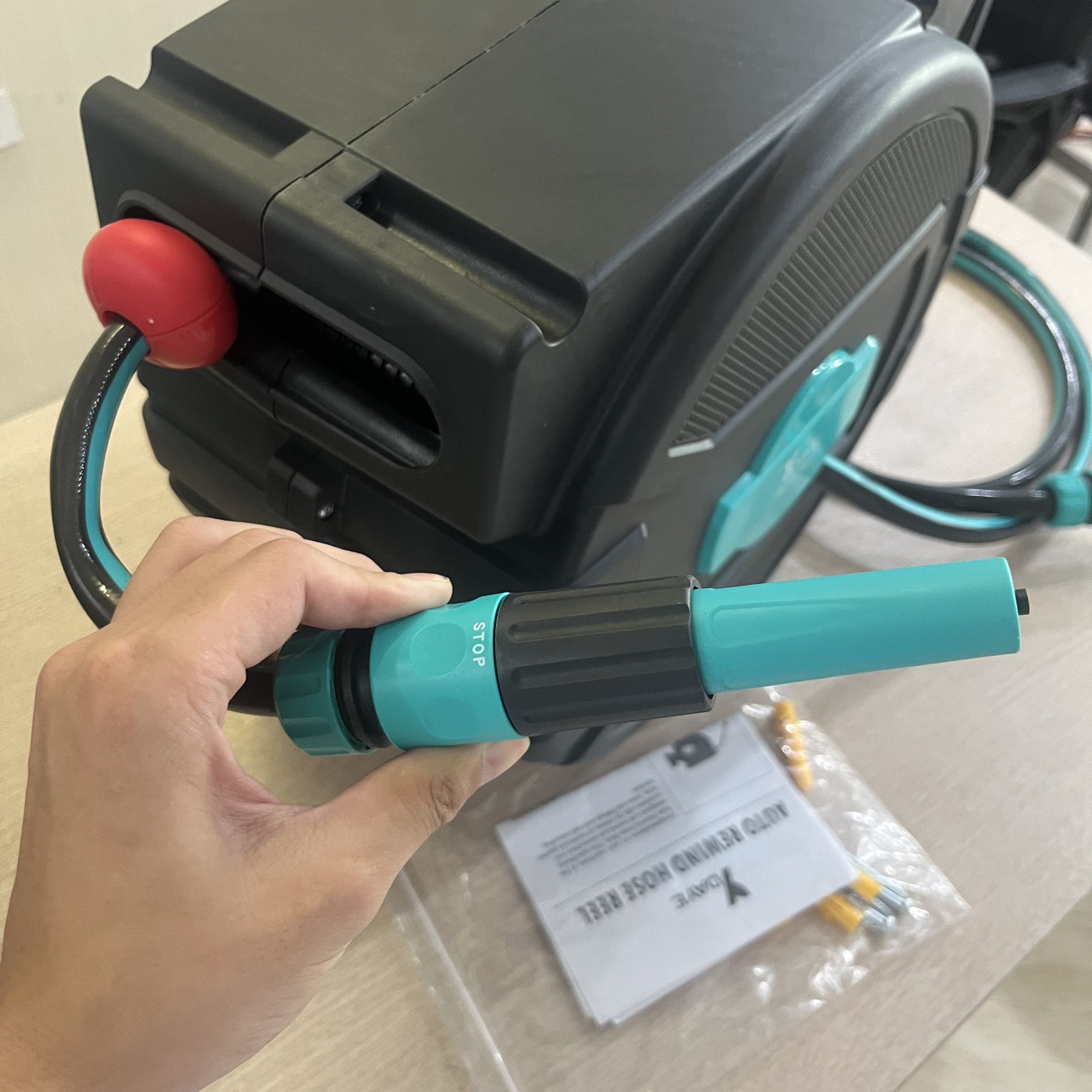 Bộ Rulo Vòi Tưới Tự Thu 20M DAYE – Giải Pháp Chăm Sóc Không Gian Xanh Toàn Diện