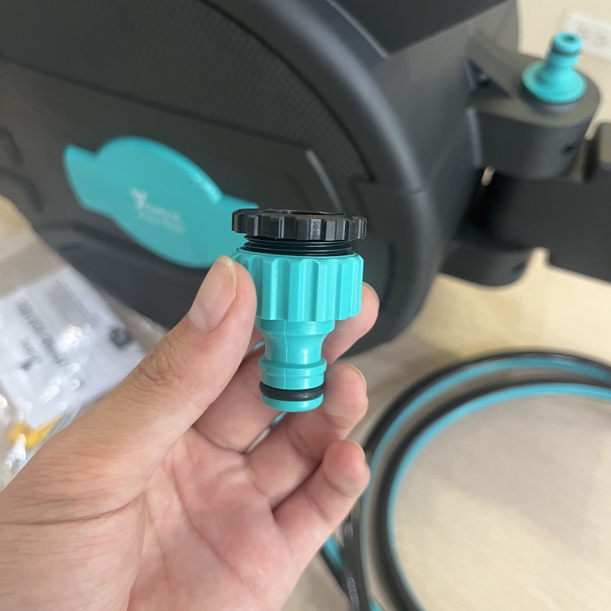 Bộ Rulo Vòi Tưới Tự Thu 20M DAYE – Giải Pháp Chăm Sóc Không Gian Xanh Toàn Diện